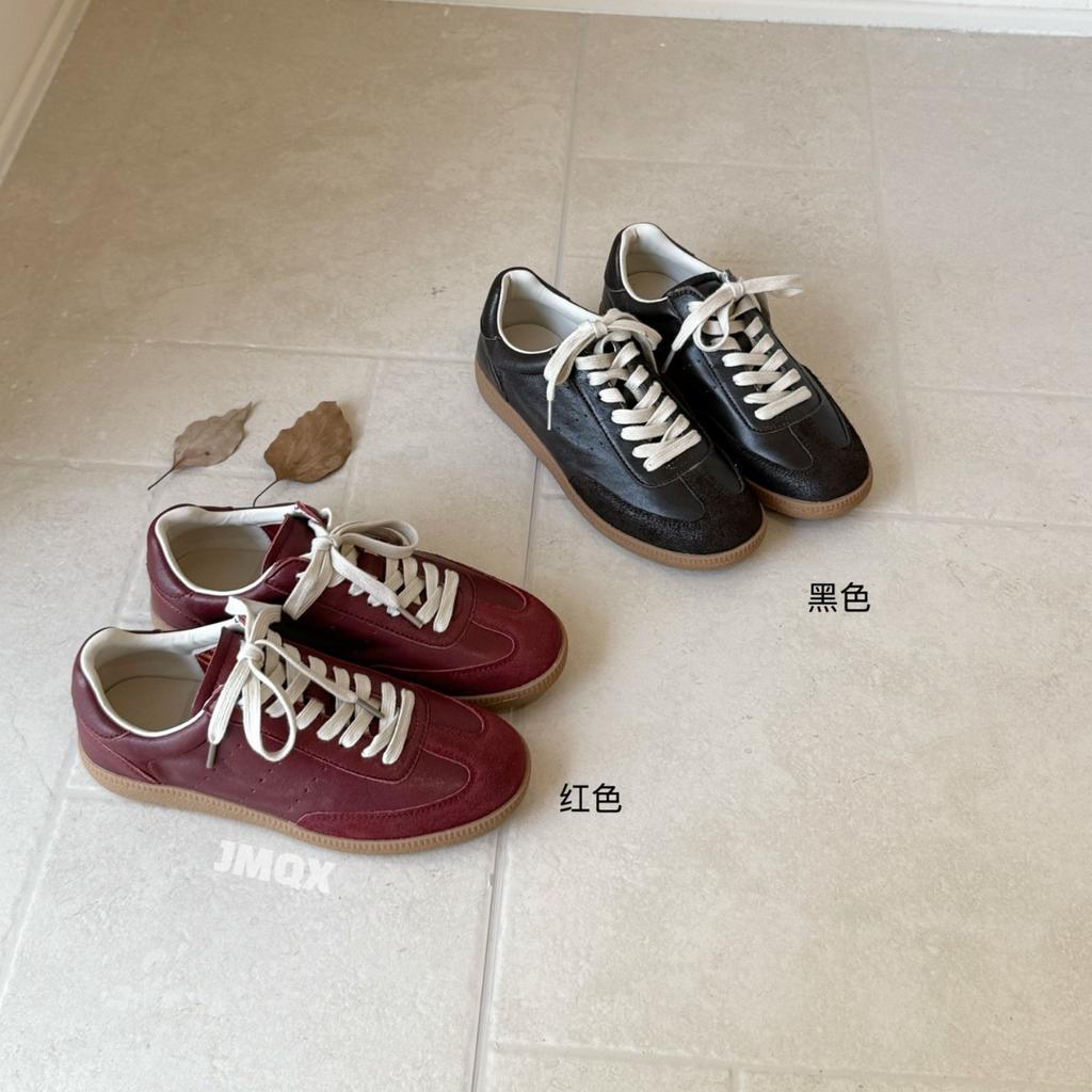 European red German training shoes women's 2025 autumn new leather flat-bottomed retro classic sports and leisure versatile board shoes
