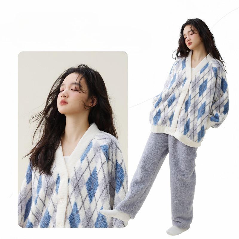 Autumn and Winter, Coral Fleece, Women's Cardigans, Thick Pajamas, Suits, Home Clothes, Warm Pajamas for Autumn and Winter, Thick Design