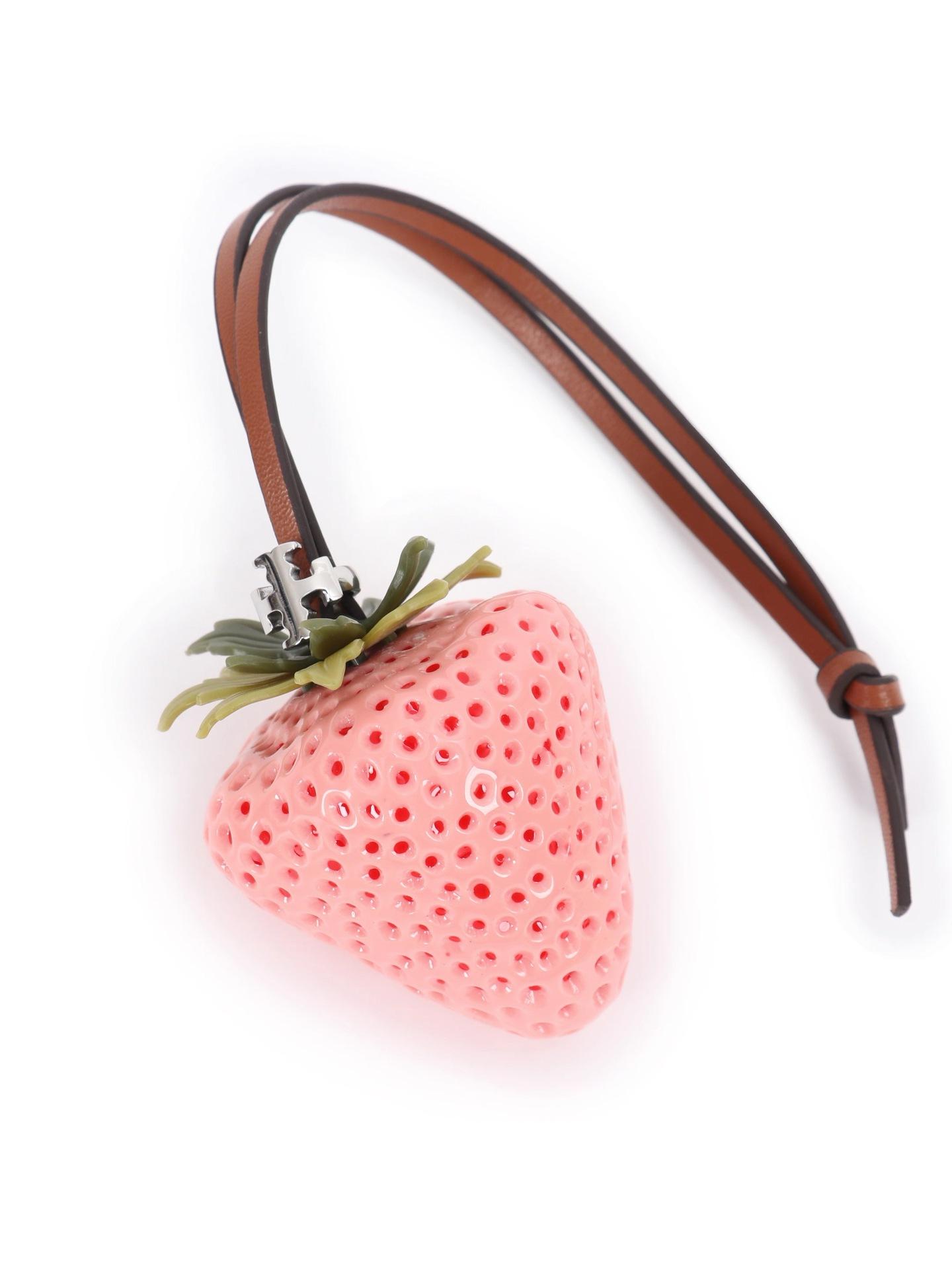 

Cute Strawberry Pendant Bags Accessories 3d Strawberry Creative Pendant Stylish Personalized Gifts