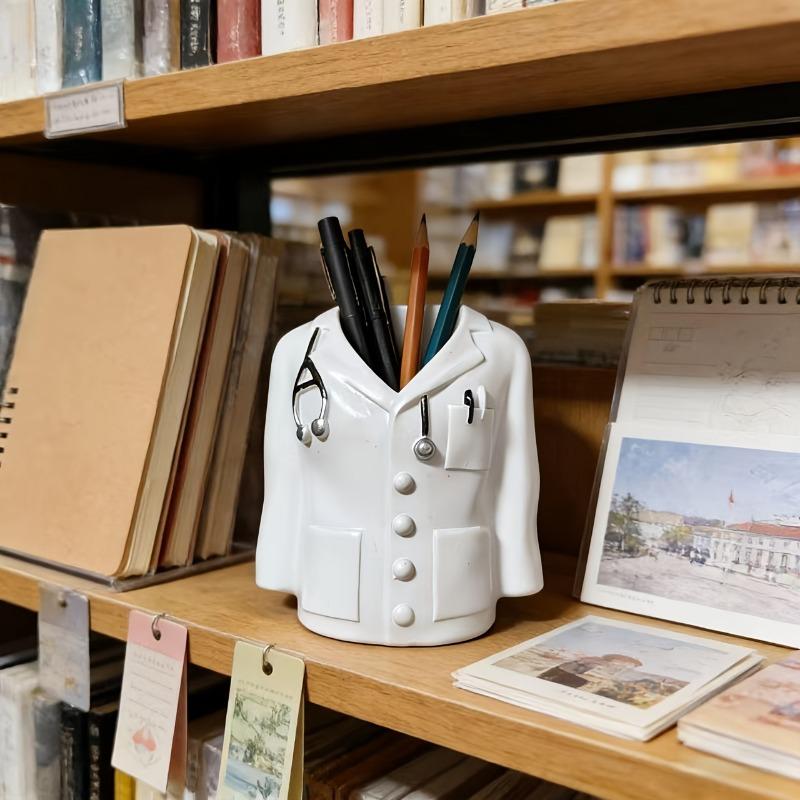 1pc Creative Doctor's Coat-Shaped Pen Holder, Medical Theme Desktop Organizer, Home and Office Desk Decorative Pen Cup