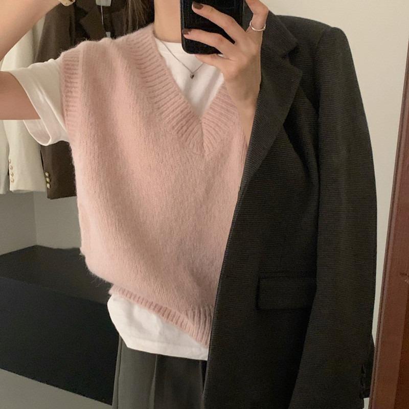 Fashion Sleeveless Pullover Knitted Women Sweaters Vest New Autumn Winter V Neck Casual Loose Elegant Knitwear Bottoming Tops