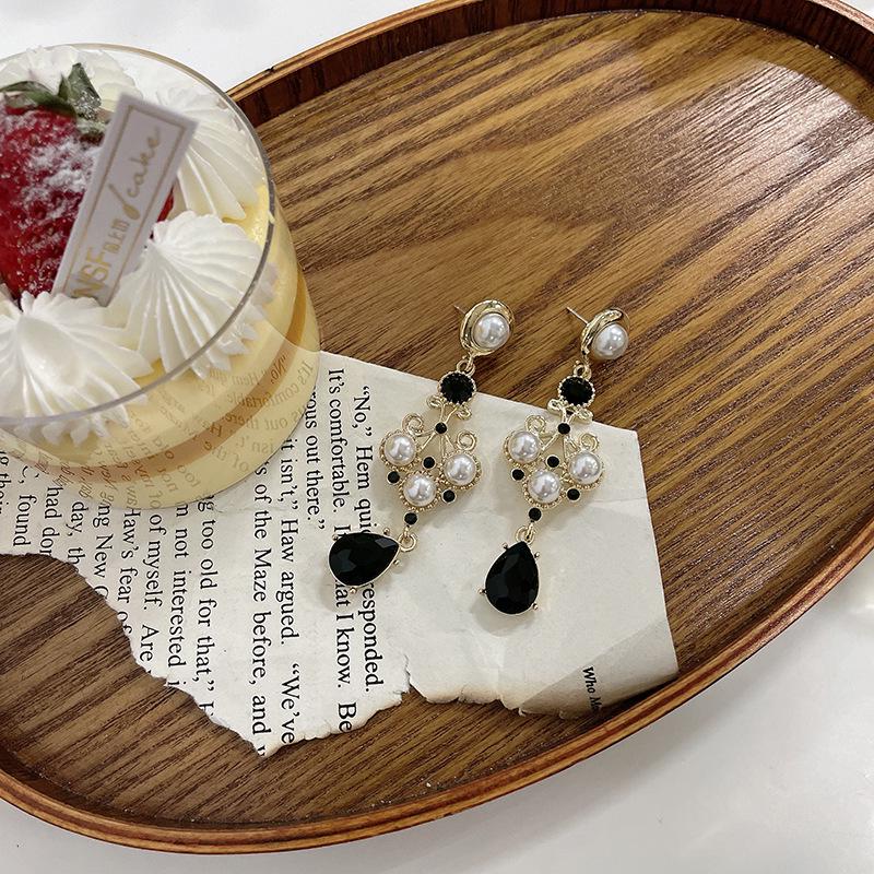 

Винтажные серьги-пусеты из барочного жемчуга с серебряной иглой S925