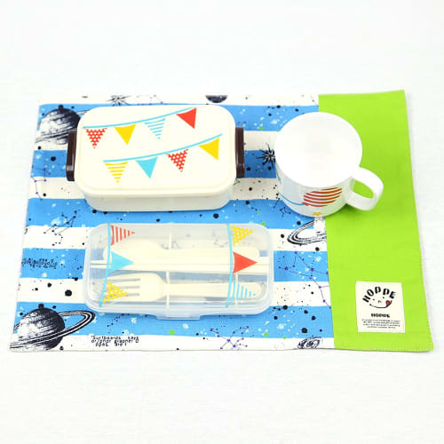 Shimashima Space Blue Placemats, Set of 2 with Name Stickers, Perfect for School Lunches, Kindergarten, and Elementary School, for Boys and Girls, Mad