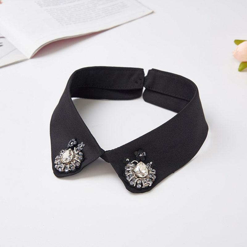 Retro Rhinestone False Collar Neckline Women Lapel Fake Collar Woman Embroidery Removable Detachable Tie Clothing Accessories