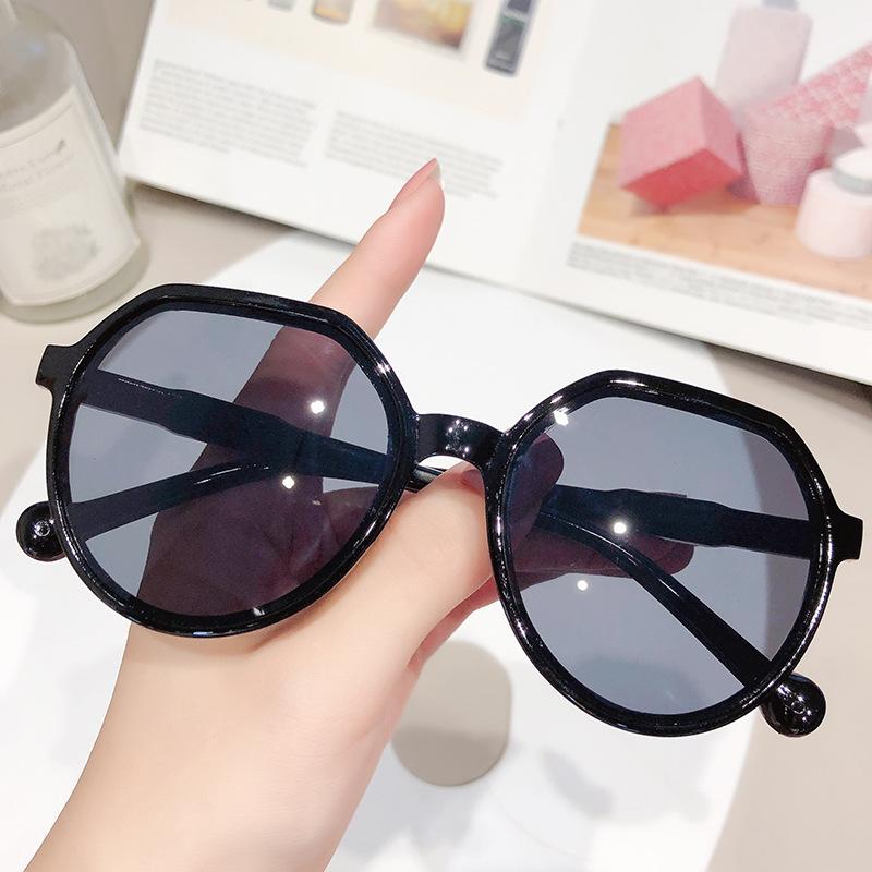 Women'S Small Frame Milk Tea White Sunglasses, Retro Sunglasses Small Face Sunglasses
