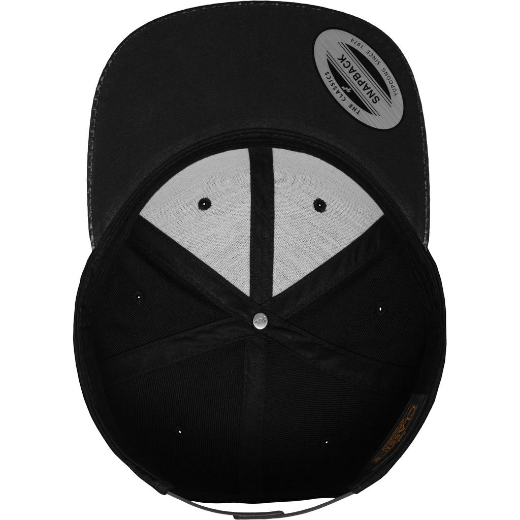 Flexfit by Yupoong Unisex Carbon Snapback Cap