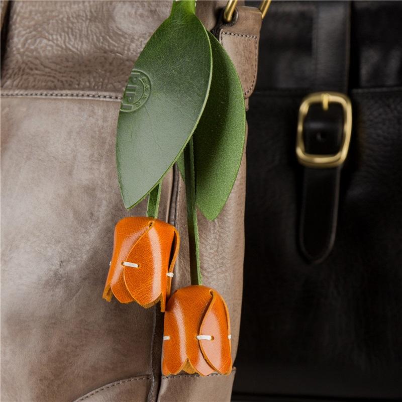 

Подвеска-тюльпан из натуральной кожи, тонкая ручная работа, аксессуар для сумки, кожаный брелок жёлтый