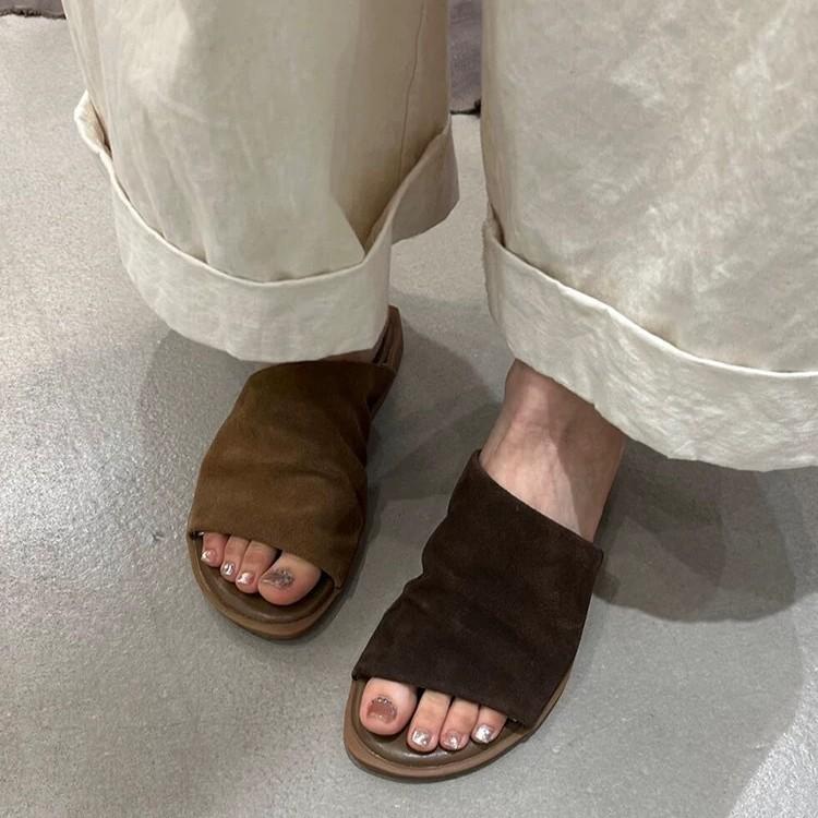 Fashion Shoes Summer Clogs Woman Female Slippers Slides Beach 2025 Flat Soft Casual Retro Leisure  Shoes Women Ladies' Slippers Pantofle