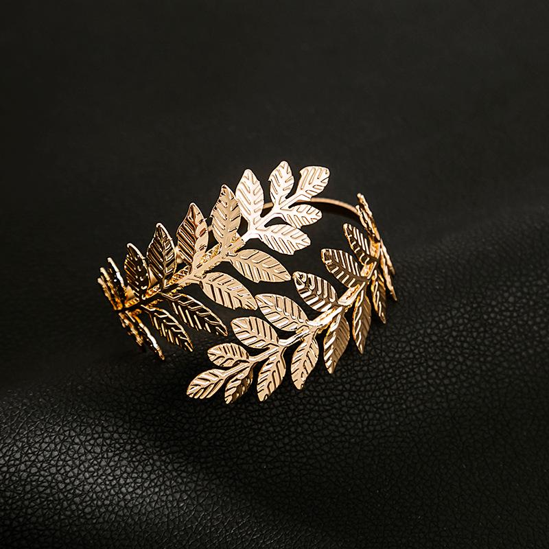 European & American Metal Leaf Armlet: Creative Exaggerated Roman Branch Adjustable Bangle