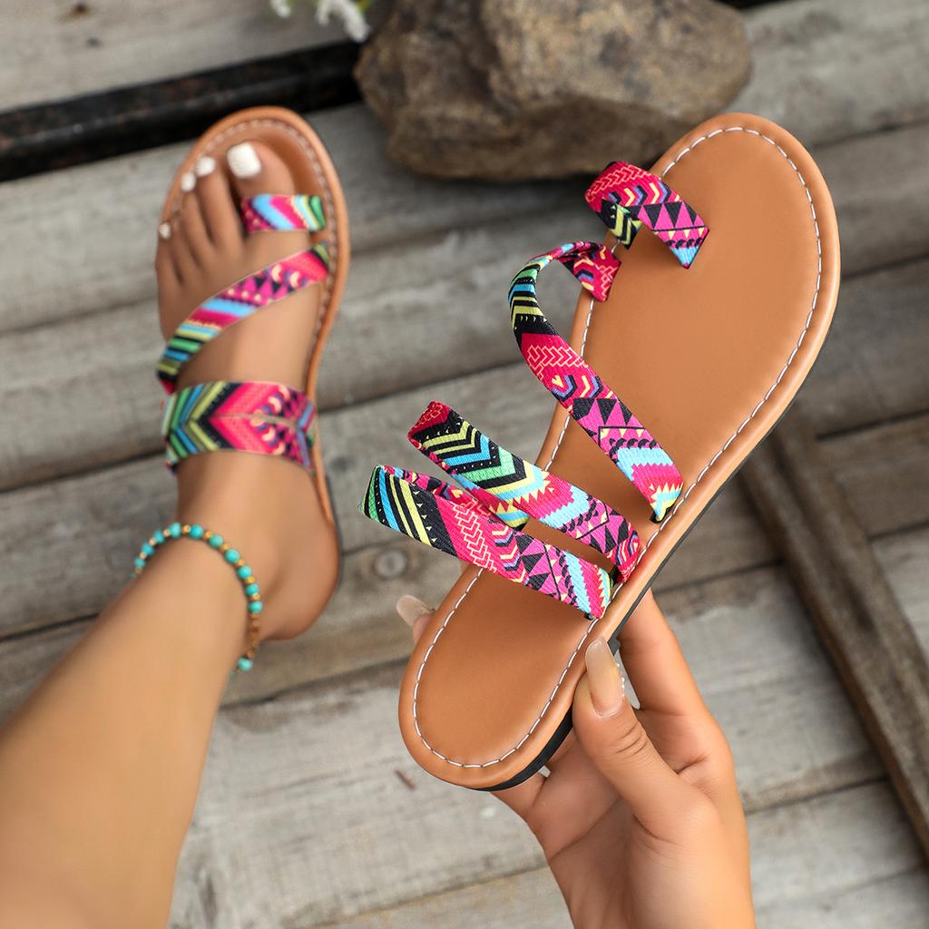 Fashion Women Slippers Summer New Fashion Sandals Retro Large Flat Slippers Outdoor Vacation Beach Casual Shoes Lightweight Slides Women