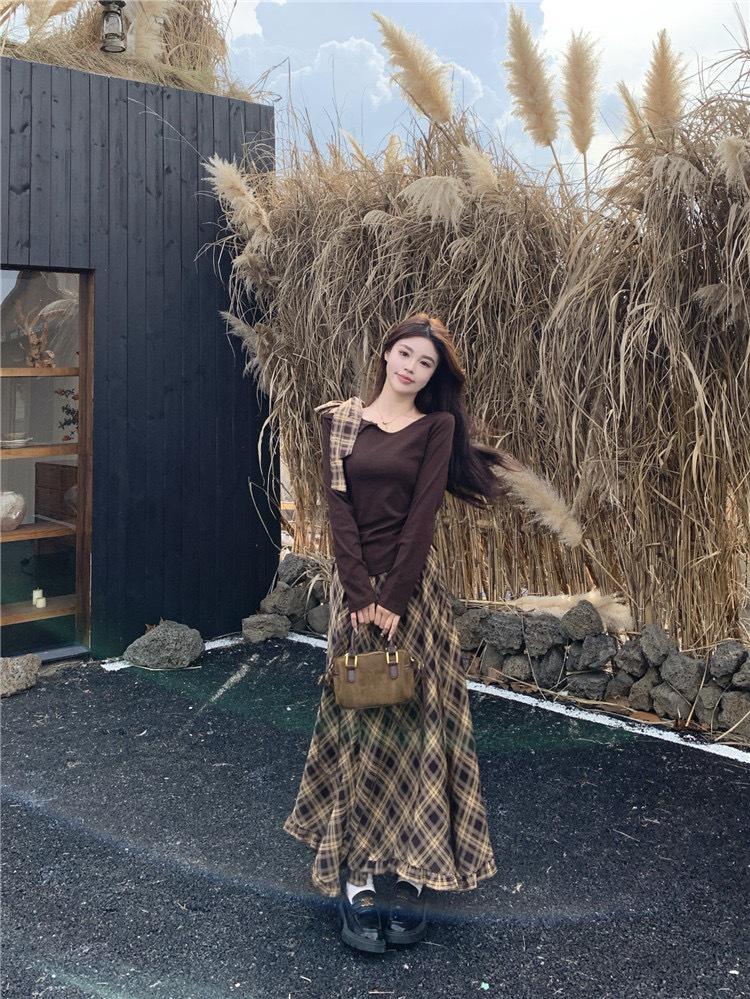 Asymmetrical Hem Off-Shoulder Top & Skirt Set with Stylish Design