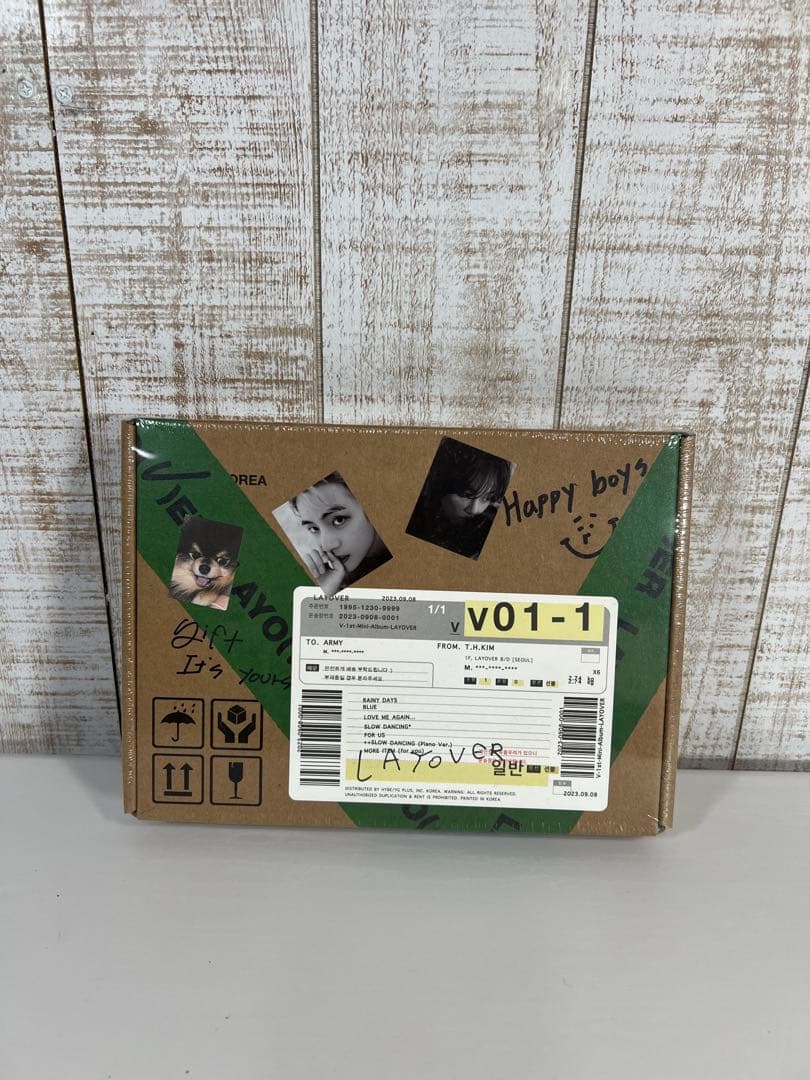 

[ВЖИВАНИЙ] Альбом BTS V Taehyung Layover з гаманцем V