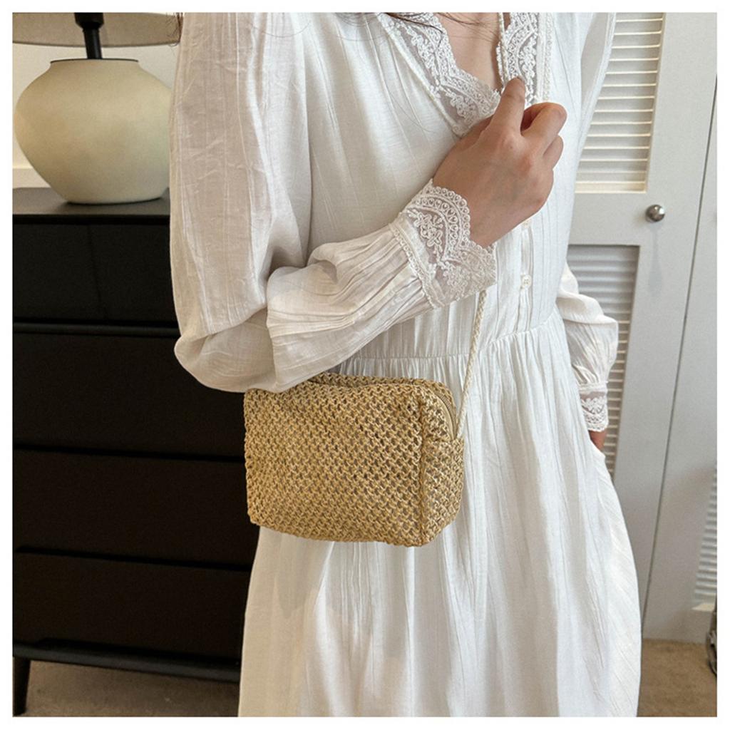Summer Mini Handwoven Beach Bags for Women Small Fresh Crossbody Straw Pouch Square Bag Makeup Pouch