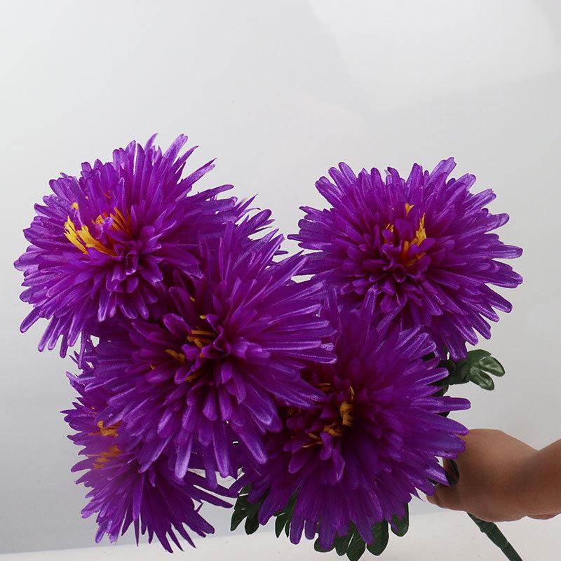 Simulated Flower With 7 Heads Of Flat Chrysanthemums, Decorated With Bundles Of Fake Flowers