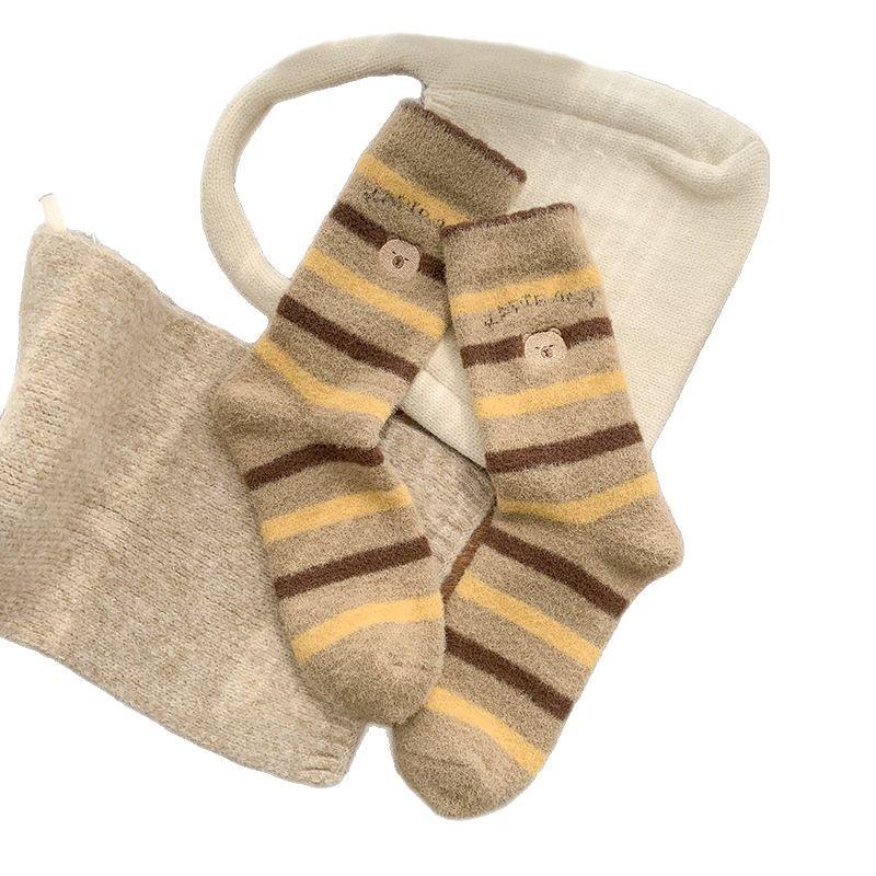 Plush Socks for Women In Autumn and Winter, Coral Fleece Postpartum Socks, Thickened Warm and Cute Heating Socks, Floor Sleeping Socks