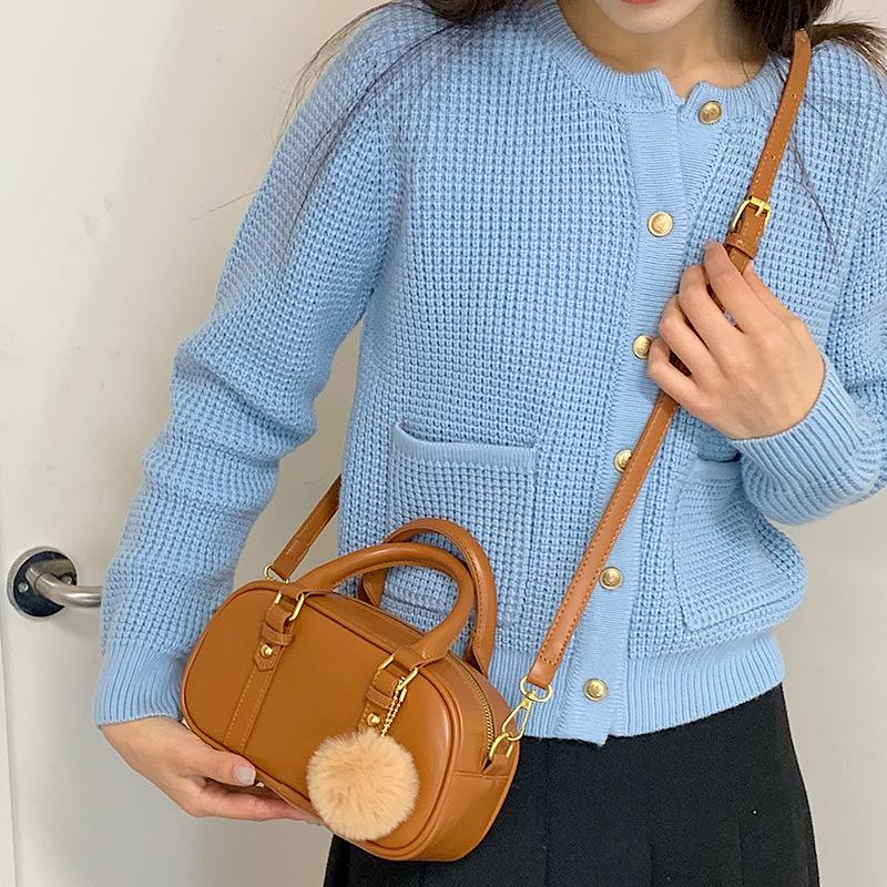 

This Year s Popular Handbag Bag Women s High End Versatile Splicing One Shoulder Crossbody Bag