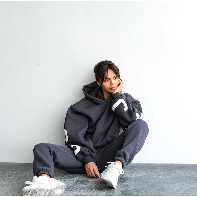 2023 Autumn/Winter Women's Fashion: Printed Plus Velvet Thickened Loose-Fit Sweatshirt & Trousers Set