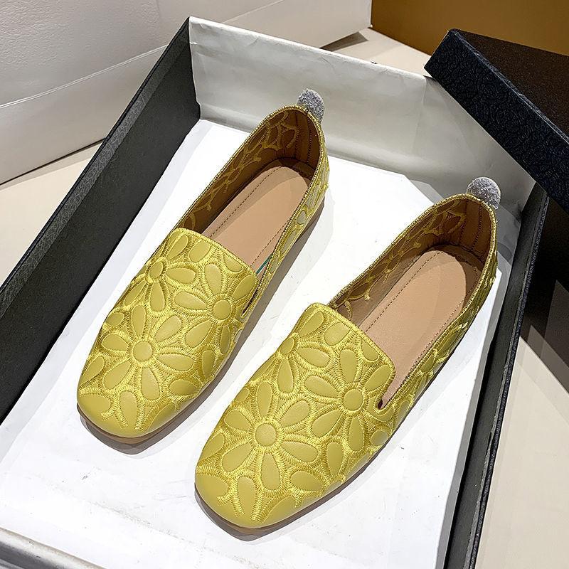 Cheap Summer Cutout White Leather Shoes Women's Breathable Hollow Ballet Flats Female Chic Flower Loafers Easy Shoes Big Size 42