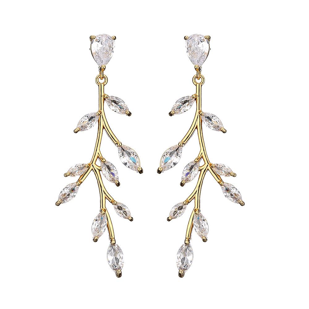 Korean Version Of Personality Creative Willow Leaf Earrings Female Small Fresh Temperament Luxury Micro -Inlaid Zircon Earrings .