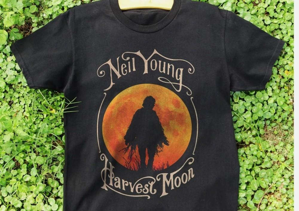 Neil Young Harvest Moon Black Unisex T-shirt Size S-5XL
