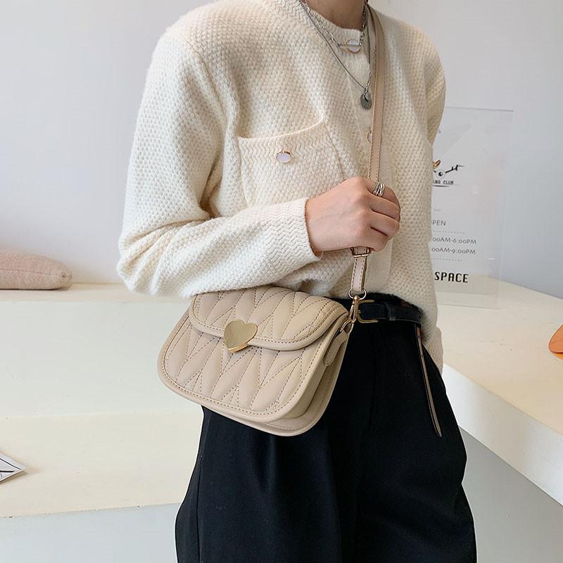 Bag Women's 2025 New Trend Rhombus Embroidery Thread Semi-round Bag Fashionable Shoulder Messenger Bag Simple Chain Pu Women's Bag