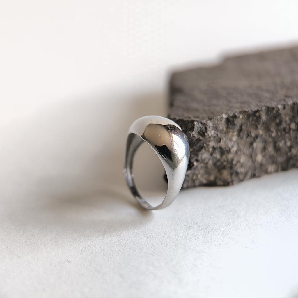 Серебряное кольцо с без камней, вес изделия 2,08 гр (2201342)