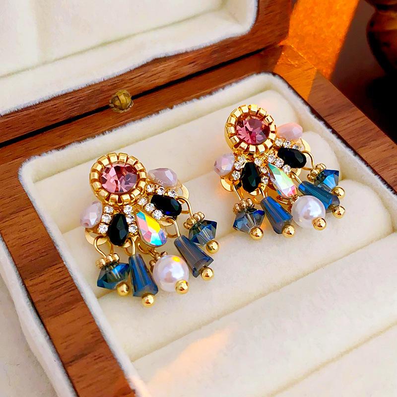 Silver Needle Diamond Round Stud Earrings Court Style Light Luxury Exquisite Earrings Design Sense Niche Earrings