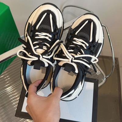 Sapatos de mulher – Ténis