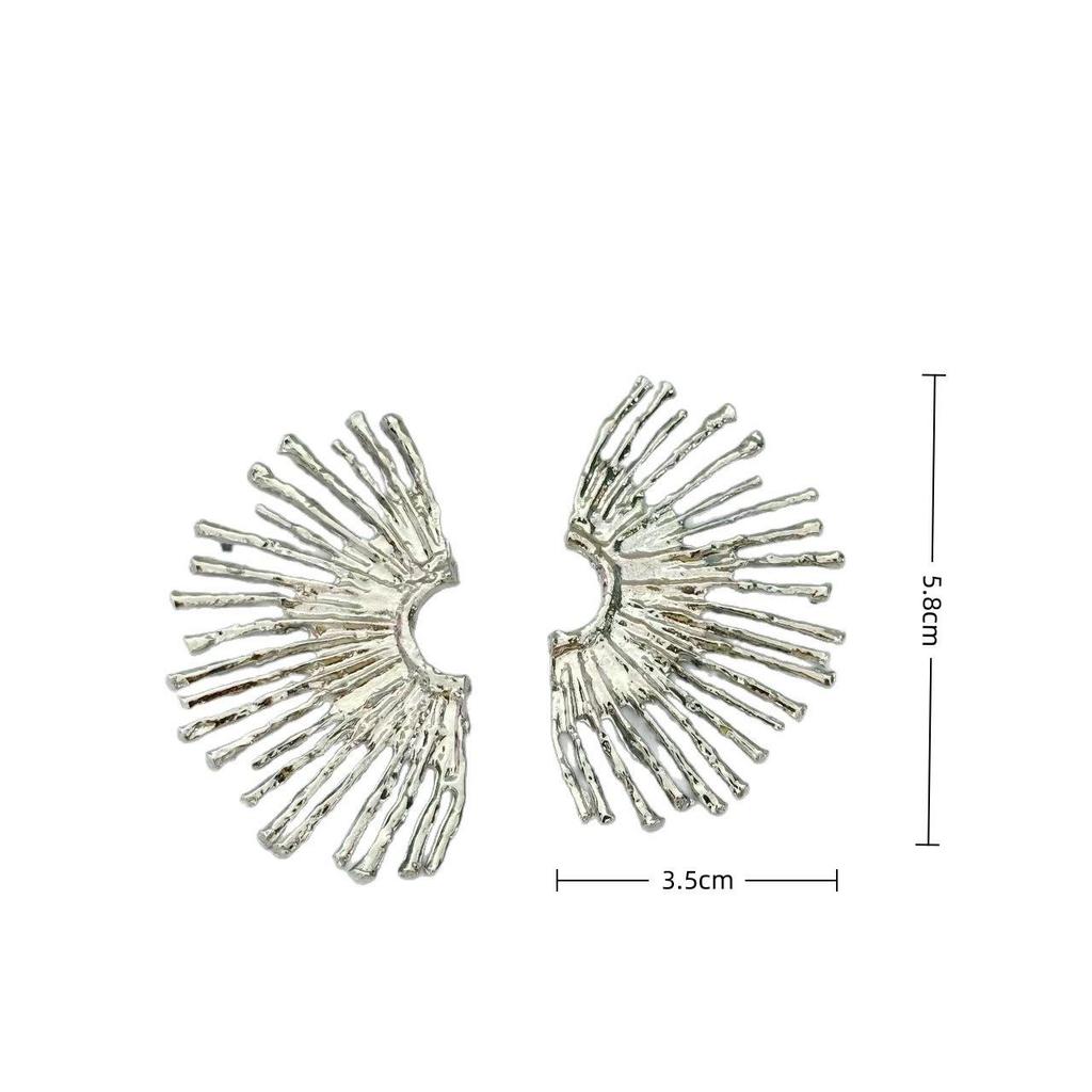 Sunflower Punk Fan-Shaped Stud Earrings: European & American Cross-Border, Metal Cold Style, High-End, Exaggerated Women's Personality Accessory.