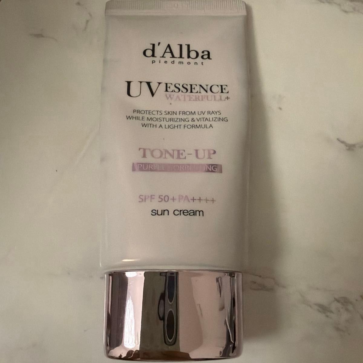 d Alba UV ESSENCE WATERFULL+ TONE-UP sun cream SPF50+ PA++++