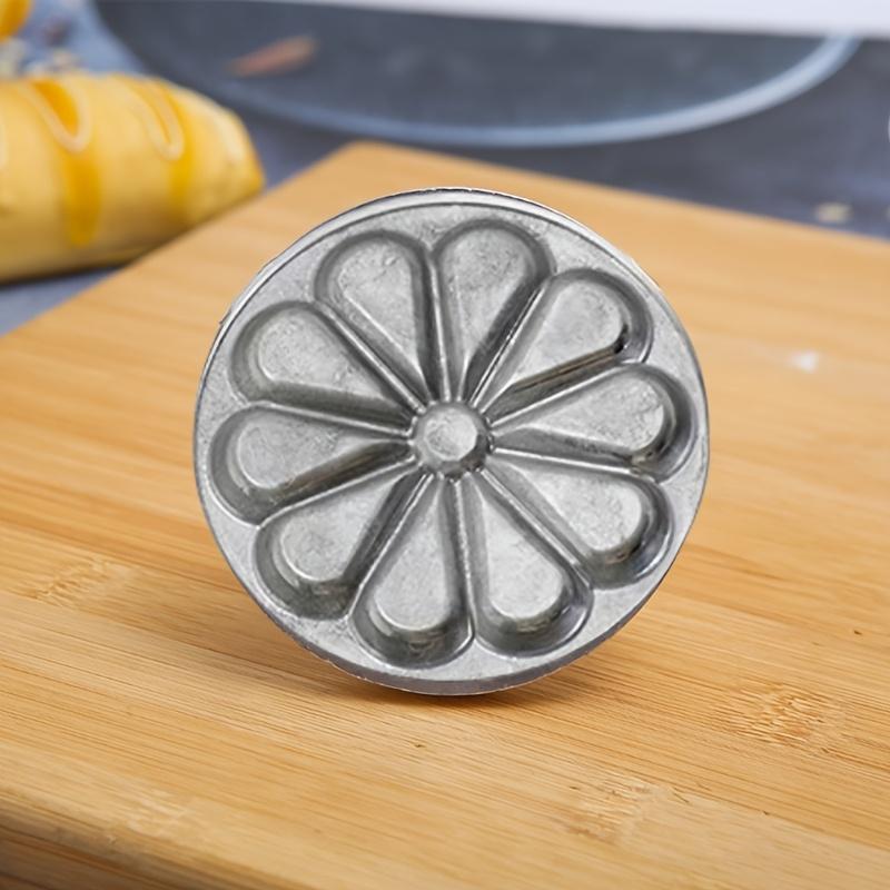 [Zinc Alloy Cookie Stamp] 1pc Zinc Alloy Cookie Stamp Mold with Floral Swirl Pattern | Ergonomic Handle Precision Baking Tool for Cookies, Cupcakes