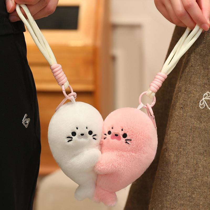 Meeres-Tier Babyrobbe Plüsch Flauschig Paar Schlüsselanhänger Niedlich Magnetische Anziehung Anhänger Kühlschrankmagnet Plüsch Schlüsselanhänger Geschenke
