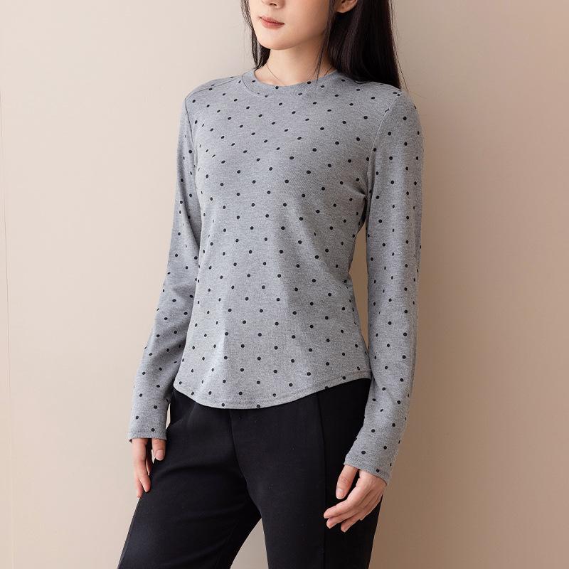 Polka Dot Long-Sleeve Round-Neck Women's Slim Fit Casual Top for Autumn/Winter.