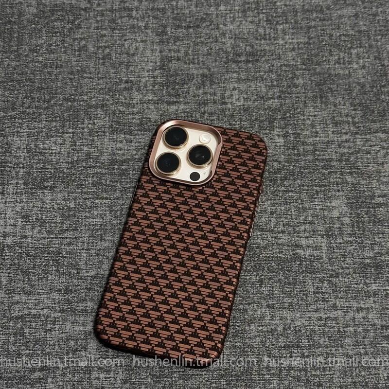 Magnetic Carbon Fiber Phone Case IPhone 16 Pro Max 15 With Kevlar Texture Anti-Slip Shockproof Skin