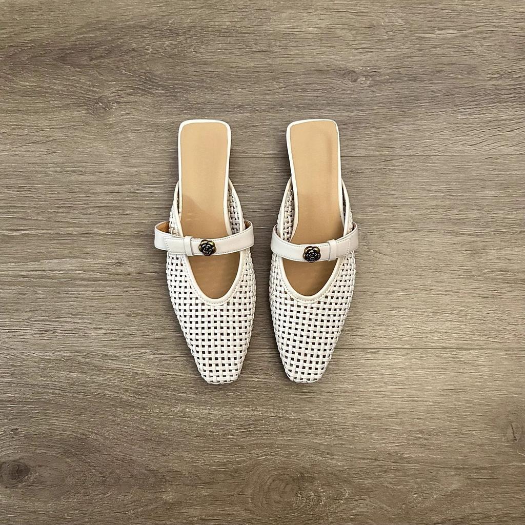 Niche Woven Sandals One-button Hollow Bag Head Sandals Commuting Fashion One-pedal Slippers
