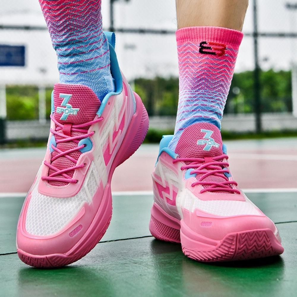 Low-top Actual Combat Mesh Surface Breathable, Non-slip, Wear-resistant, Shock-absorbing, Lightweight Soft-soled Student Luminous Sports Shoes