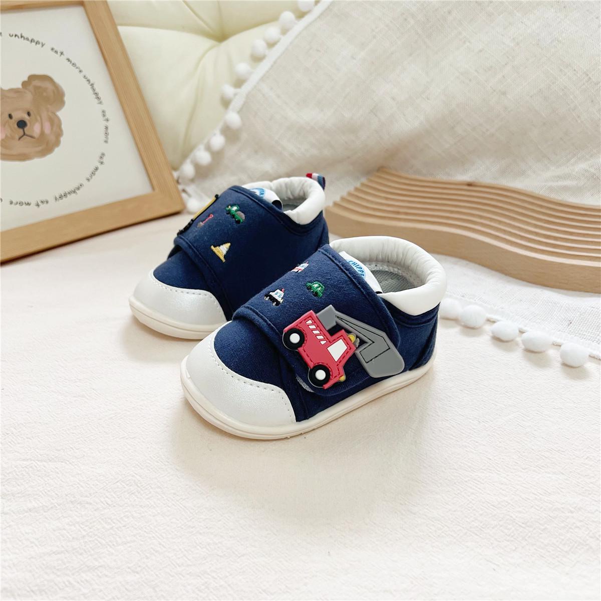 

Japanese City Construction Baby Soft Sole Walker Shoes for Spring & Autumn – Boys 14.0 size, inner length ~14cm темно-синього кольору