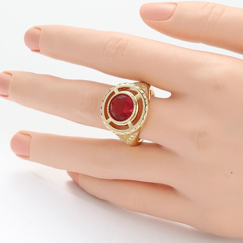Anello da Donna Vintage Intarsiato con Zirconia Rossa Colore Oro Etnico Intaglio a Mano Traforato Gioielli Quotidiani da Festa Regalo di Anniversario