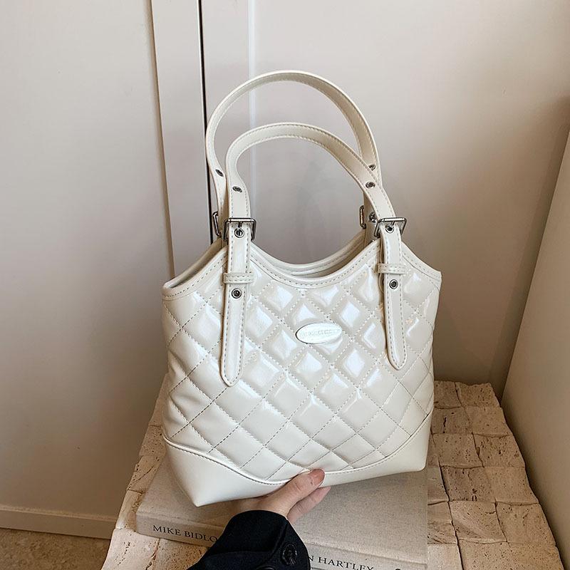 Niche underarm bag women's new fashion diamond tote bag versatile large-capacity bag