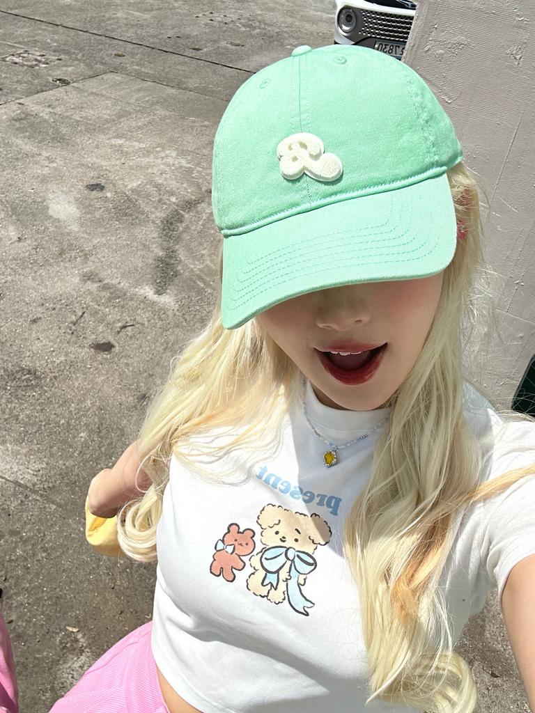 Stylish Embroidered Letter Baseball Cap For Women And Men In Vibrant Colors