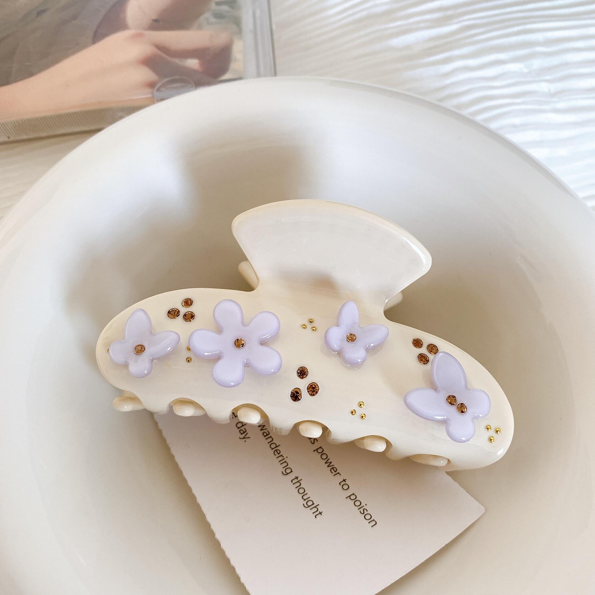 Корейская шпилька из ацетата «Темперамент»: Заколка-бабочка со стразами - креативная заколка-акула для милой девушки светло-бежевый