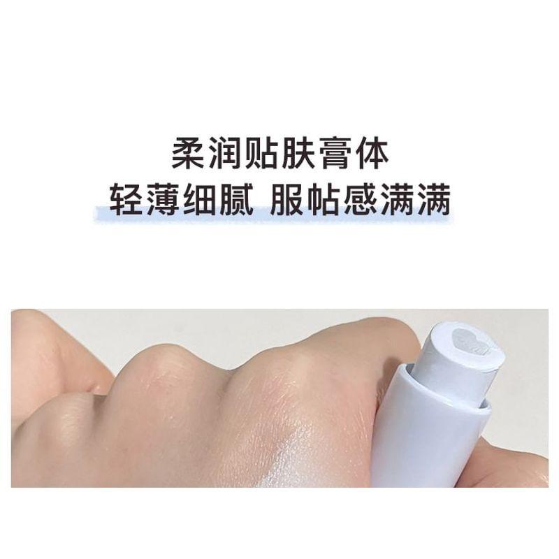 GELLA'S - Moisturizing Base Stick - 4 Colors