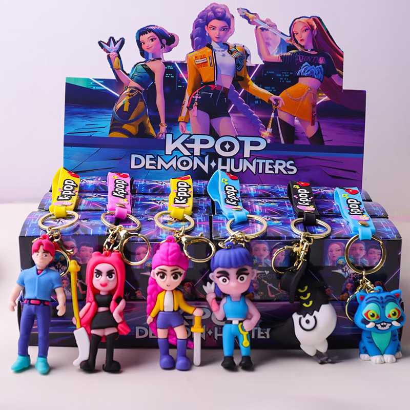 Kpop Démon Porte-clés 10pcs Dessin Animé Chasseurs Figurine Pendentifs de Clé Silicone pour Sac Décoration Porte-clés Pendentifs Adultes