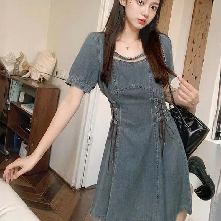 2025 Summer Plus Size Women's Retro French Denim Dress with Waist-Cinching Feature