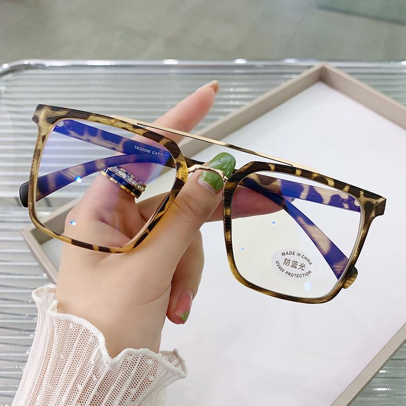

30098 Men S Large-Frame Retro Anti-Blue Eye Protection Glasses, Wood Grain Double-Beam Tr90 Plain Flat Glasses
