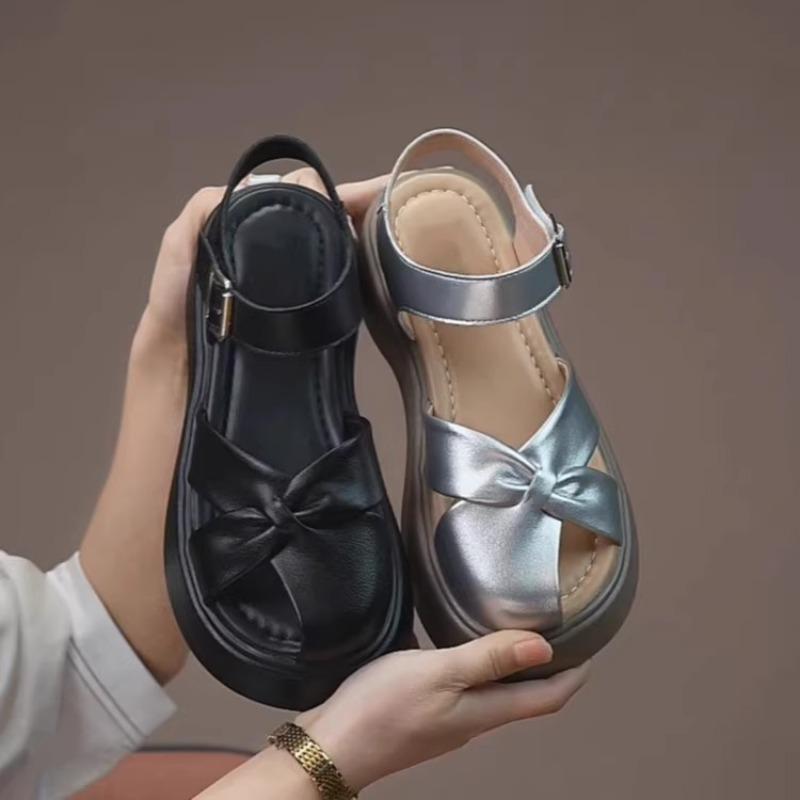 New Thick-soled Flip-flops for Summer Beach Shoes