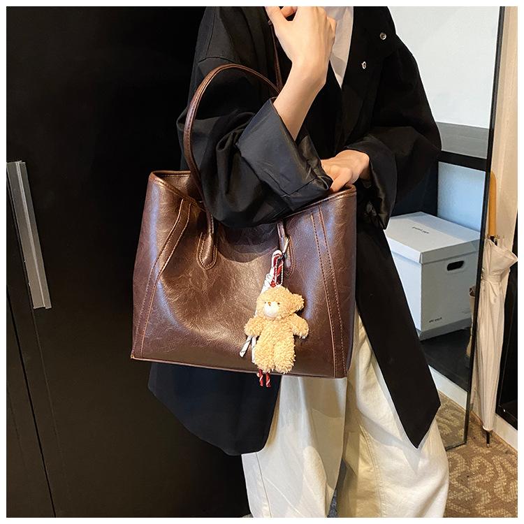 Large Capacity Minimalist Tote Bag for Women Soft Faux Leather Shoulder Handbag