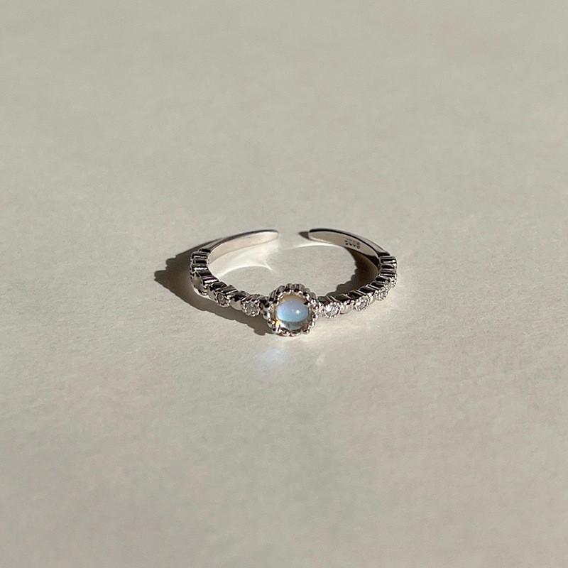 Chic Copper Adjustable Heart Design Moonstone Zirconia Ring For Stylish Women