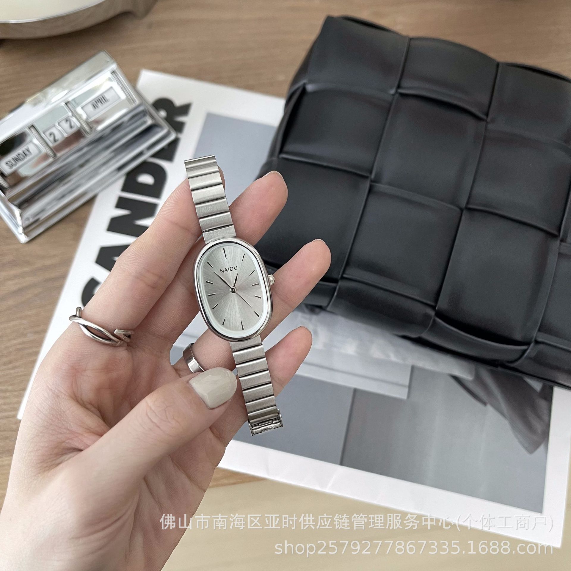 Fashion Women S Watch Women S Style Premium Sense Oval Bamboo Bracelet Versatile
