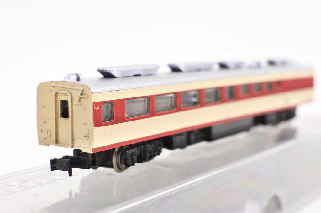 KATO KiShi 80 Dining Car N Gauge / N Scale from Japan (Stored In Kiha 82 Case)